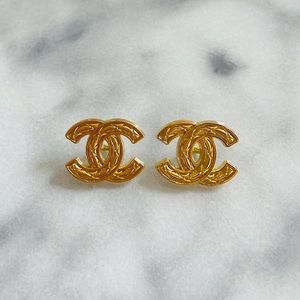 (Reserved) SIX 20mm Chanel Quilted Buttons Stamped